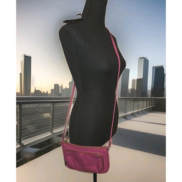 Fossil Fushia Pink Leather Crossbody Handbag 9x5.5 - Picture 1 of 9